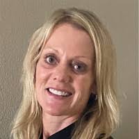 Danielle Hendrickson's Instagram, Twitter & Facebook