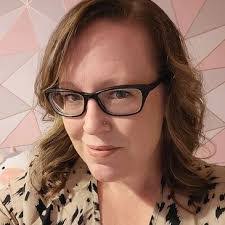 Jan Seagraves's Instagram, Twitter & Facebook