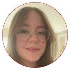 Carly Ackerman's Instagram, Twitter & Facebook