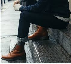 Leather derby shoes have long been a favorite footwear style for men, and with good reason. Wearing Dress Shoes With Jeans The Right Way