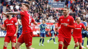 Twente vs. Ajax: ¡Choque de Titanes en la Eredivisie! ¿Quién se Llevará la Victoria?