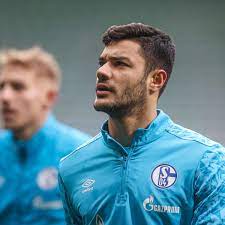He signed his first professional contract with galatasaray on 1. Ozan Kabak Schalke 04 Transfer Klartext Vom S04 Abflug Steht Bevor S04