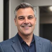 Peter Cyrus's Instagram, Twitter & Facebook