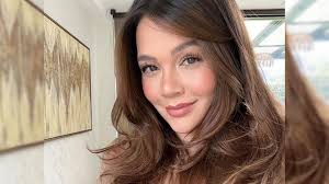 Lina Tejeiro tiene nuevo amor? Cariñoso video junto a famoso influenciador  dio de qué hablar