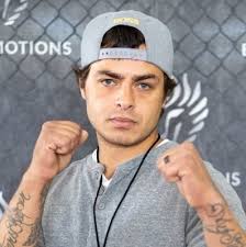 Travis Young ("Bruce Lee")