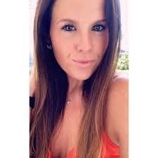 Kayla Boswell's Instagram, Twitter & Facebook