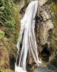 Nestled at the base of forested mountains, students and staff enjoy scenic views from their classrooms and often share their grounds. Twin Falls Washington Twin Falls Trail North Bend Escapes