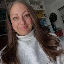 Hallie Warner (@halliewarner) • Instagram photos and videos