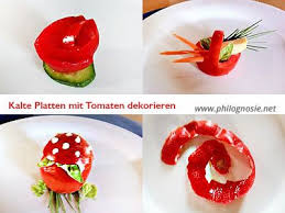 Dieses eis kalte platte maschine wird dringend empfohlen, die eisdielen, cafés, bäckereien, restaurants, schulen, hotels, supermärkte, club. Kalte Platten Dekorieren Mit Tomaten Und Krautern Garnieren Philognosie Kalte Platten Dekorieren Food Deko