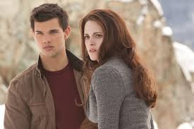 Although the cut and style has changed over time, the slick back haircut still requires a fade or undercut on the sides. A Twilight Theory Suggests The Cullens Are To Blame For Jacob Black Imprinting On Renesmee In Breaking Dawn