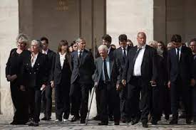 Jean paul belmondo en 1988 avec guy bedos, l'un des piliers de la «bande du. Ncxt0veu0fbpum