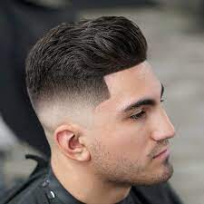 Coiffure homme 2021 les cheveux attachés. Coupe De Cheveux Homme Pour 2021 80 Photos Coiffure Homme Tres Court Coupe Cheveux Homme Cheveux Courts Homme
