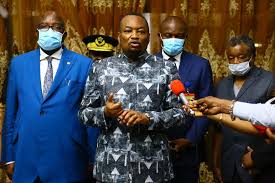 Il était entré en vigueur le 30 octobre à 21 heures dans toute la métropole, puis avait été avancé à 20 heures pour la période des. Rdc Covid 19 Le Couvre Feu En Vigueur Dorenavant Entre 22 Heures Et 4 Heures Zoom Eco
