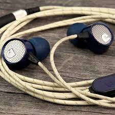 Audiofly Af56 Headphones In Gorgeous Navy Cream Combo With That Retro Cord Come On Http Www Audiofly Com En Headphones In Ear Headphones Headphones Ear