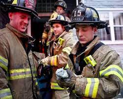 One Iguana Lives The Other Perishes In Jersey City Fire Firefighter Iguana Jersey City