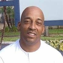 Tyrone Holley's Instagram, Twitter & Facebook