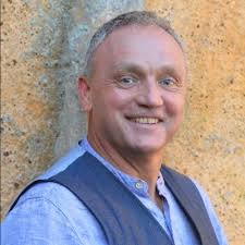 Roy Leighton's Instagram, Twitter & Facebook