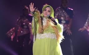 Juara gegar vaganza musim 3 2016 minggu ke 3 azharina no women no cry♬ princess achong download mp3. Tahniah Aishah Dinobat Juara Gegar Vaganza 4 Media Hiburan