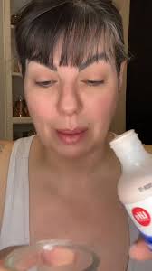 Using calamine lotion as a makeup primer is phenomenal it makes your skin  flawless. Thank you @tiasamuda. #calaminelotion #calaminelotionprimer  #makeupprimer #makeuphacks