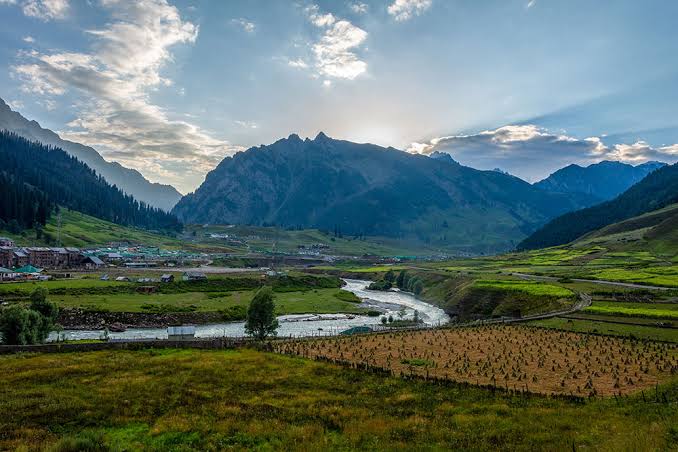 Sonamarg Sindh Valley river Kashmir