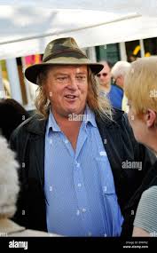 Phil Harding (Archaeologist) - Wikipedia