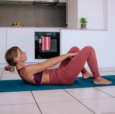 15 Best Ab Workouts For Women 2021 Easy Flat Belly Moves