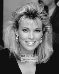 VANNA WHITE TELEVISION PERSONALITY & ACTRESS