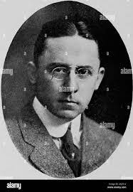 Frank Bemis's Instagram, Twitter & Facebook