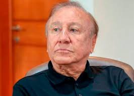 Hay que estar unidos y sumar fuerzas”: Óscar Iván Zuluaga