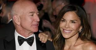 Jeff Bezos e Lauren Sanchez sposi a Venezia: la scelta sulla luna di miele  con Koru a Taormina