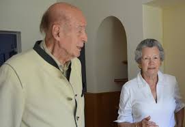 Retrouvez le dimanche 15 mars (premier tour) et le dimanche 28 juin (second tour) 2020 à 20h les résultats des élections municipales à authon (41310). Giscard Se Protege Du Covid 19 A Authon