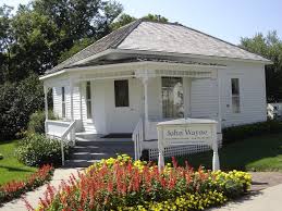 Winterset Ia Birthplace Of John Wayne Born Marion Morrison Dunway Enterprises Http Dunway Us Http Www Wayne Homes Burlington Iowa Scenic Routes