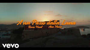A un passo da te 10 переводов translations of covers. Testo Di A Un Passo Dalla Luna Rocco Hunt E Ana Mena