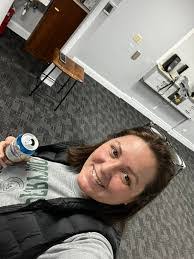 Melissa Stang's Instagram, Twitter & Facebook