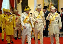 يڠدڤرتوان اݢوڠ‎), also known as the paramount ruler, the supreme head or the king. Pemilihan Ydp Agong Ke 16 Hari Ini Semasa Mstar