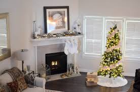 A mountain home in vermont uses small, subtle touches to decorate for christmas. 5 Ways To Decorate Your Vacation Rental Christmas Five Star Properties