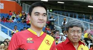 Tengku amir nació en el hospital presbiteriano del pacífico en san francisco el 12 de diciembre de 1990 y es el tercer hijo del entonces raja muda de selangor, tengku idris shah. Pemuda Amanah Selangor Raja Muda Selangor Tengku Amir Shah Ibni Sultan Sharafuddin Idris Shah Telah Perkenan Untuk Menerajui Persatuan Bola Sepak Selangor Fas Menjunjung Kasih Tuanku Facebook