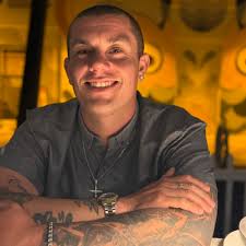 Damn, Carlos Galvis is getting in shape!