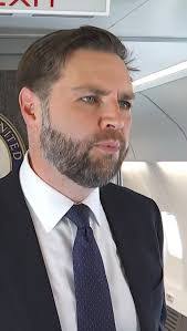 Andrew Savva's Instagram, Twitter & Facebook