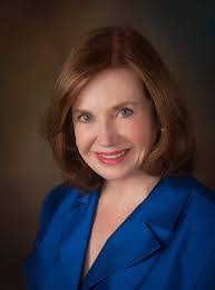 Donna Cowan's Instagram, Twitter & Facebook