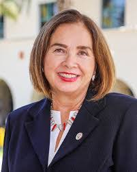 Jasmine Rincon's Instagram, Twitter & Facebook