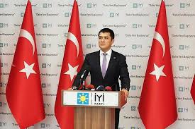 Saltuk buğra kavuncu 1973 yılında ankara'da dünyaya geldi. Iyi Parti Li Bugra Kavuncu Hakkindaki Feto Sorusturmasinda Takipsizlik Karari Evrensel