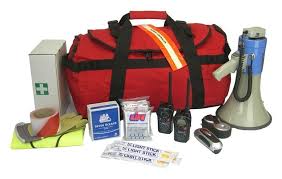 This kit contains a first response first aid kit, 100 foil blankets, disaster management tools ie. Emergency Grab Bag For Schools Colleges And Universities