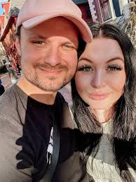 Reagan Garrett's Instagram, Twitter & Facebook