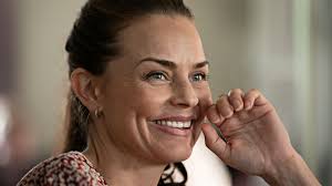 Mellem os" Skruk (TV Episode 2019)