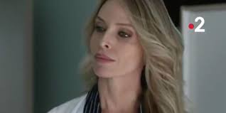 Tout ce qu'il faut savoir sur Tonya Kinzinger (Sous le soleil)