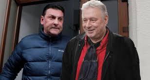 Voicu is a member of the social democratic party (psd). Revista 22