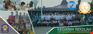 Azfan segera ganti baju, lalu ia pergi menemui dewi. Mts Muhammadiyah Gedongtengen Yogyakarta Humanic School With Islamic Civilizations