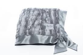 Buy satin nursery security blankets and get the best deals at the lowest prices on ebay! Satin Back Baby Blanket Faux Fur And Satin Baby Blanket Etsy Faux Fur Baby Blanket Baby Satin Blanket Fur Baby Blanket