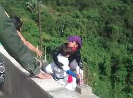 Bankrupt Mother Jumps Off Bridge With Her Son After They Lost Their Home Anonymous